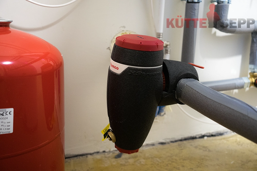 Õhk-vesi soojuspumba paigaldus eramusse Laagris – küttesüsteemi paigaldus